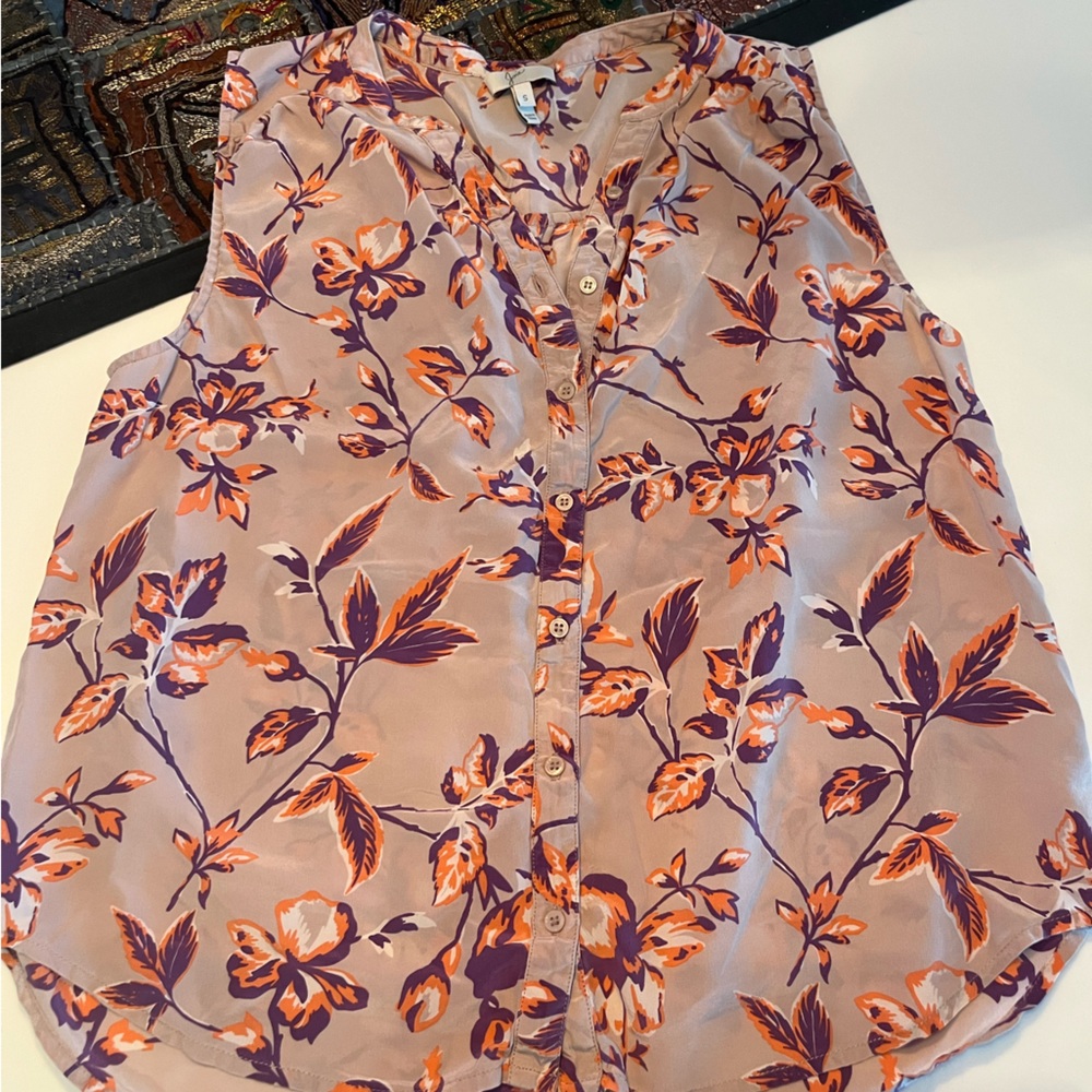 Joie sleeveless shirt great condition
